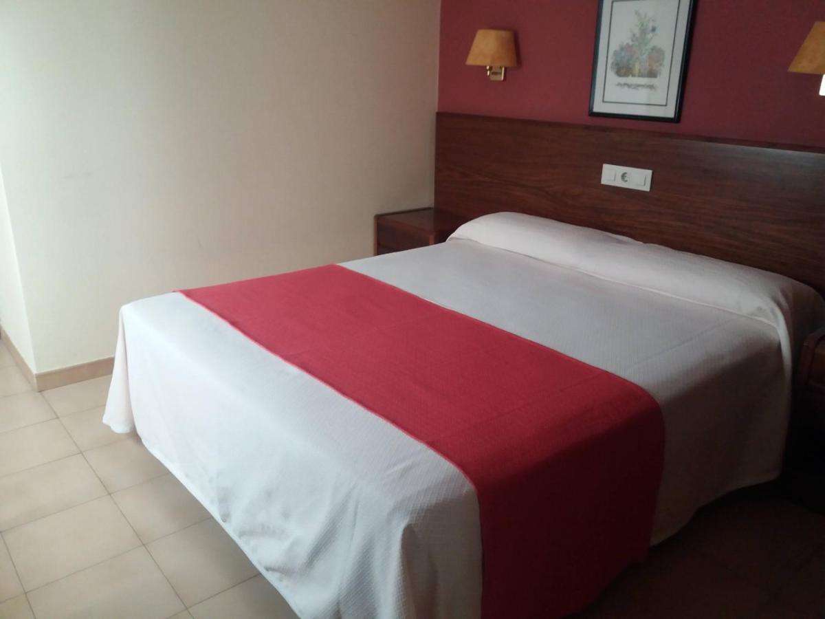 Hotel Siroco Portonovo Bagian luar foto