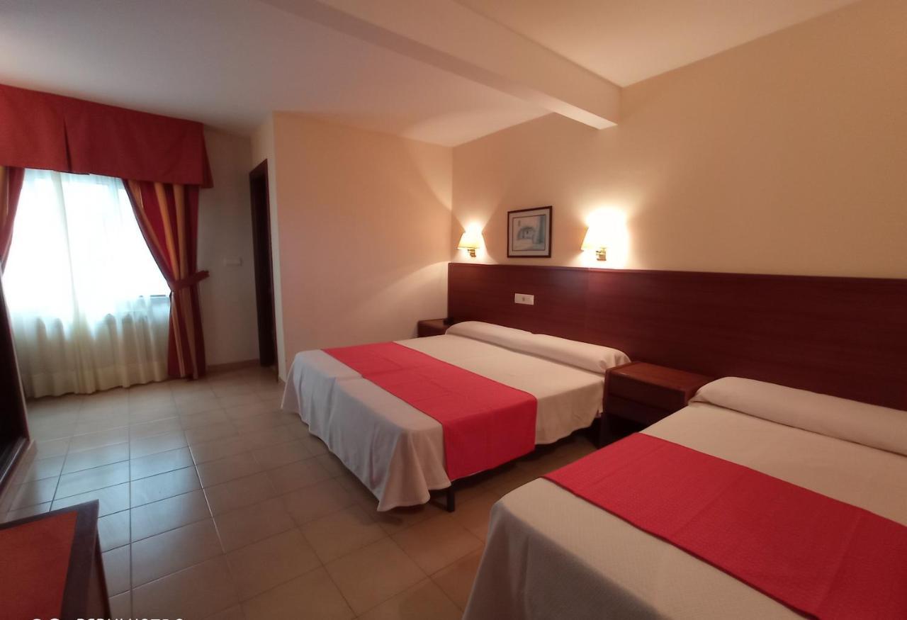 Hotel Siroco Portonovo Bagian luar foto