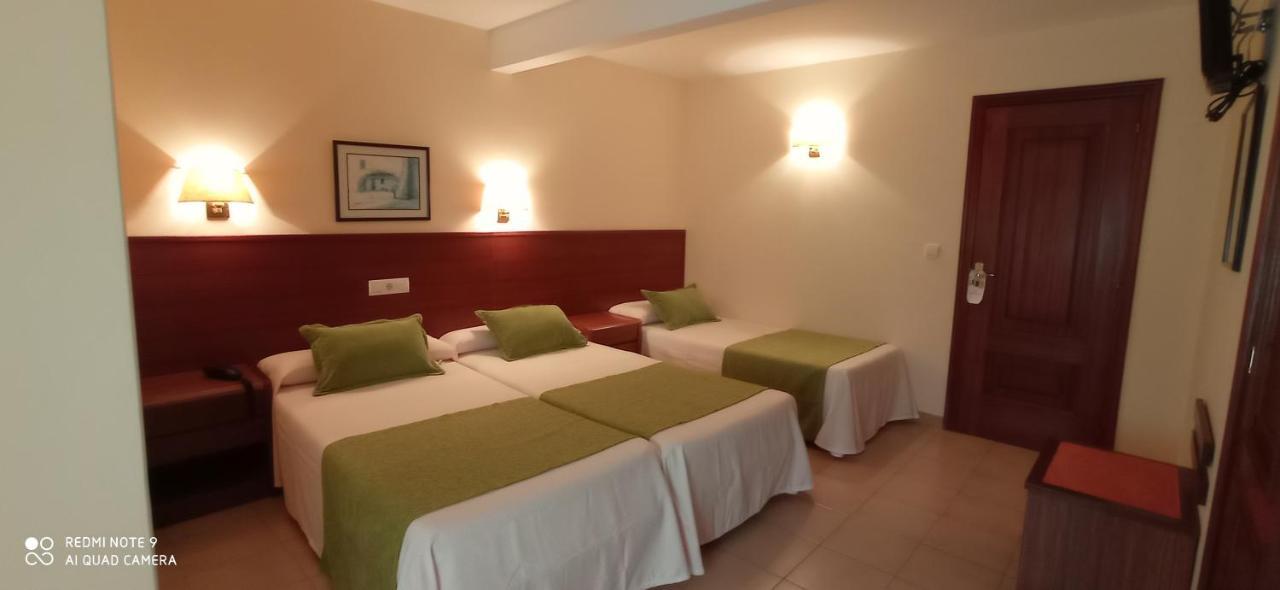Hotel Siroco Portonovo Bagian luar foto