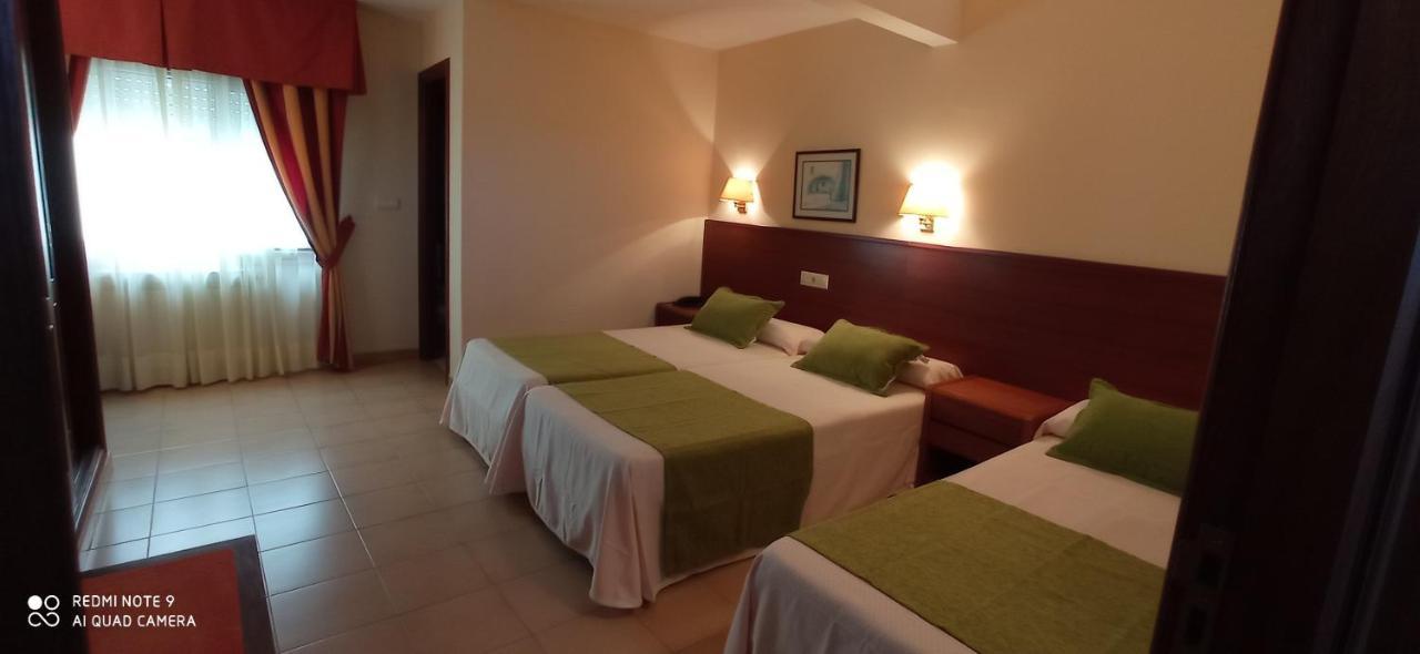 Hotel Siroco Portonovo Bagian luar foto